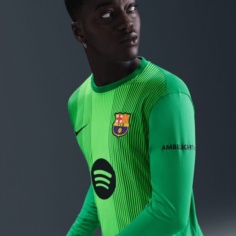 A2B image: barcelona-nike-home-goalkeeper-stadium-shirt-2025-26 Barcelona Nike Home Goalkeeper Stadium Shirt 2025-26