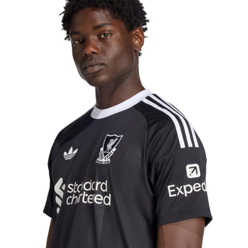 Liverpool adidas Third Goalkeeper Replica Shirt 2025-26