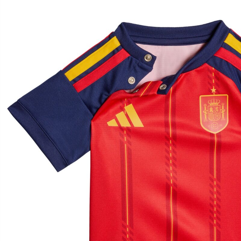 A2B image: spain-adidas-home-babykit-2026 Spain adidas Home Babykit 2026