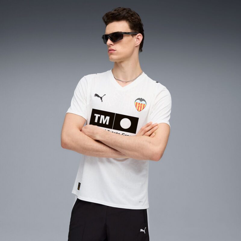 A2B image: valencia-cf-puma-home-shirt-25-26 Valencia CF Puma Home Shirt 25-26